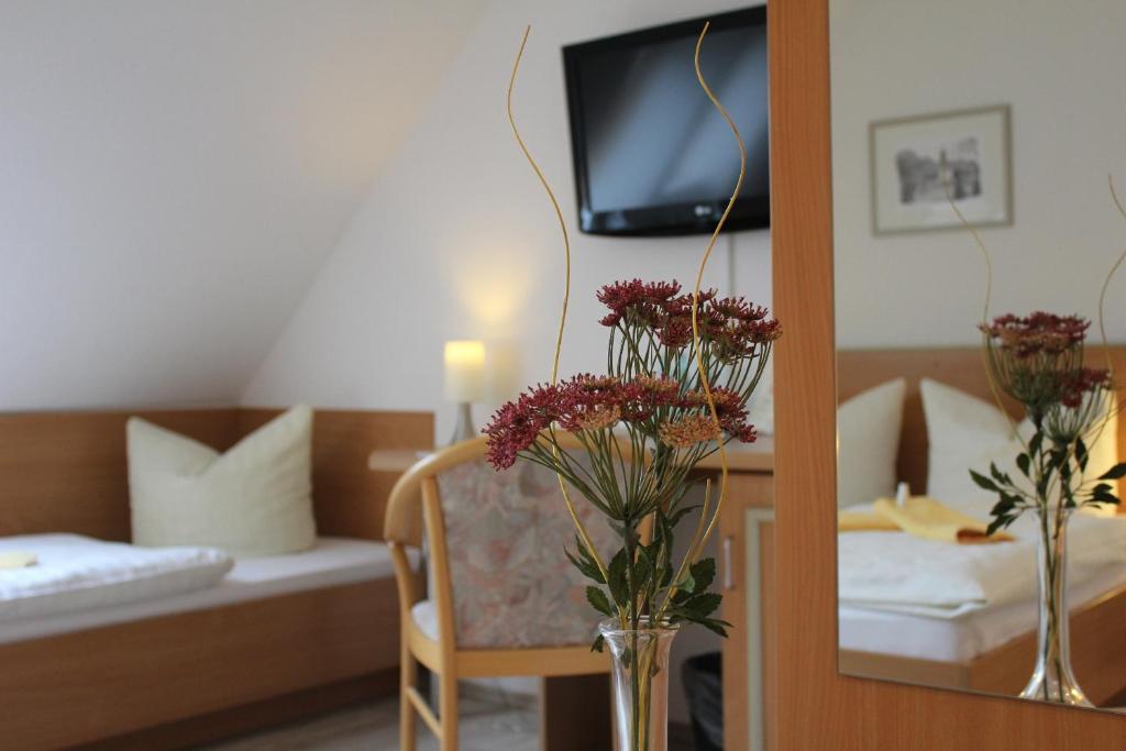 Lindenhof Hotell Thiendorf Exteriör bild