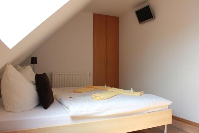 Lindenhof Hotell Thiendorf Rum bild