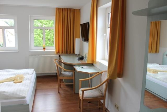 Lindenhof Hotell Thiendorf Rum bild