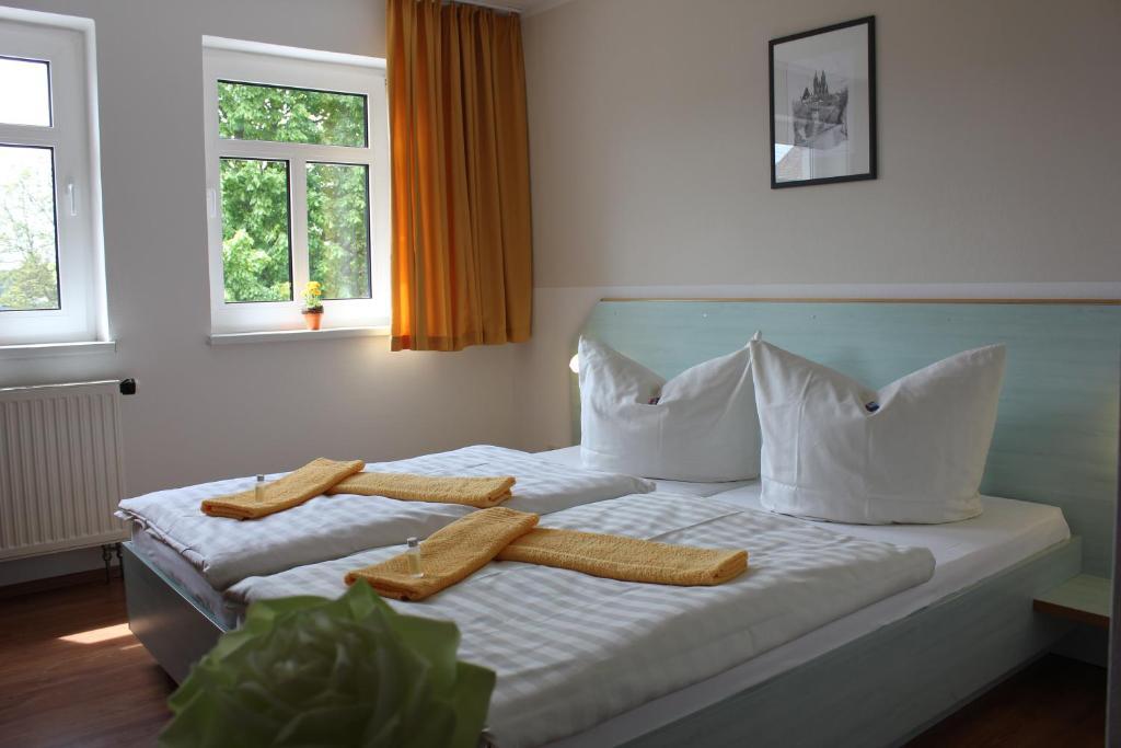 Lindenhof Hotell Thiendorf Rum bild