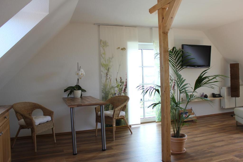 Lindenhof Hotell Thiendorf Rum bild